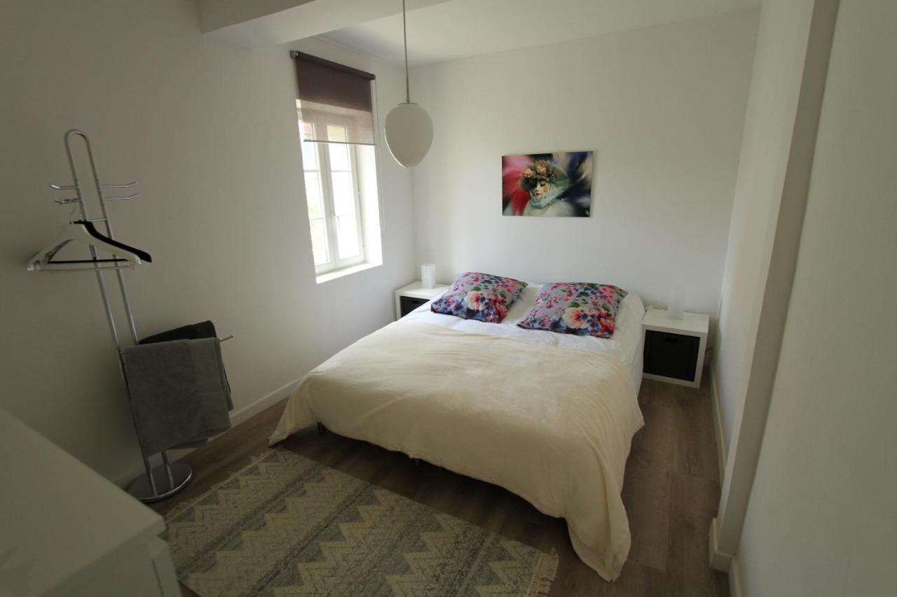 Maison Avec Piscine Et Jardin- 4 Chambres 8 Pers Cuers Kültér fotó