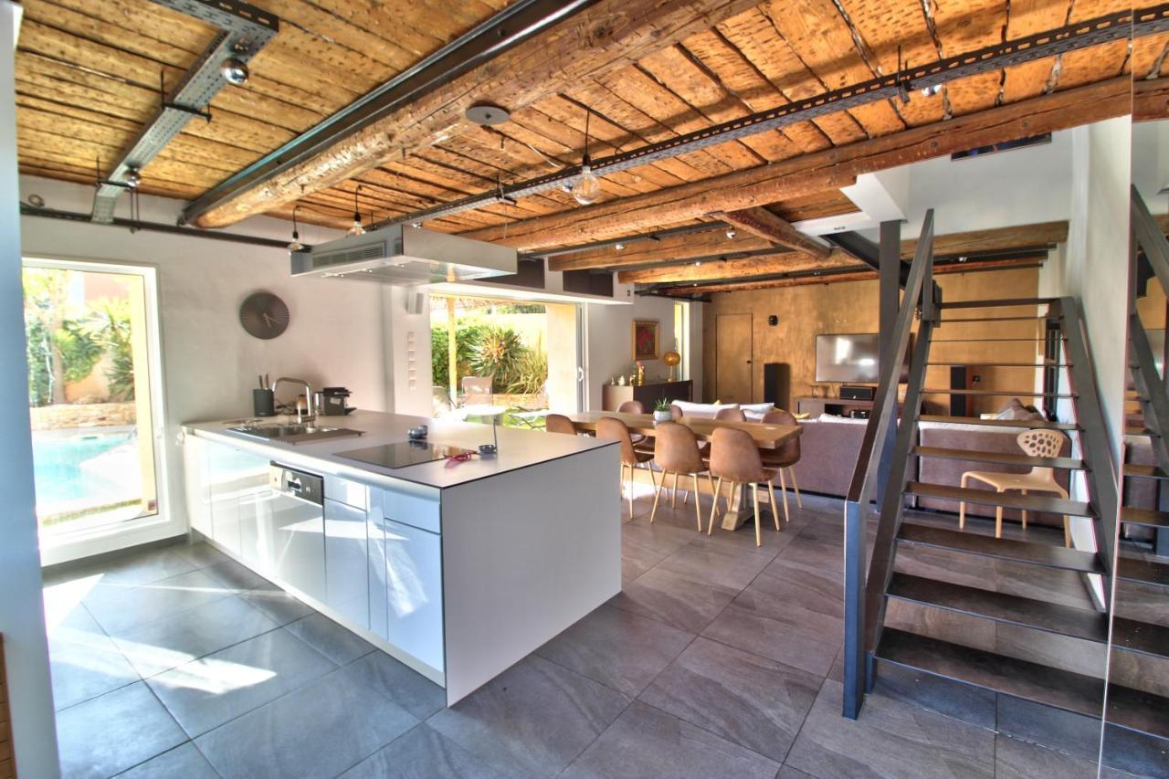 Maison Avec Piscine Et Jardin- 4 Chambres 8 Pers Cuers Kültér fotó